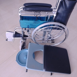 Karma Rainbow 7 Plastic & Mild Steel Chrome Commode  Karma Rainbow 7 Plastic & Mild Steel Chrome Commode